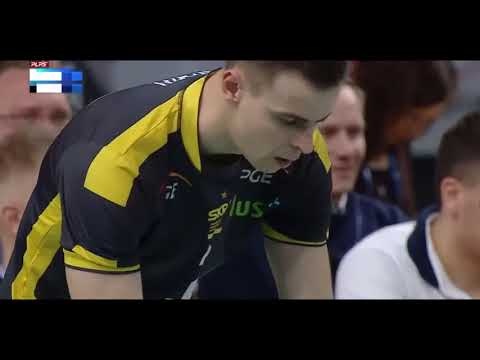 Mariusz Wlazły serves 114, 122, 115 km/h in a row