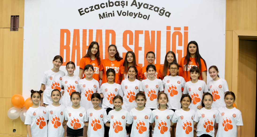 Eczacıbaşı Ayazağa Sports School organized Mini Tigers Volleyball Festival