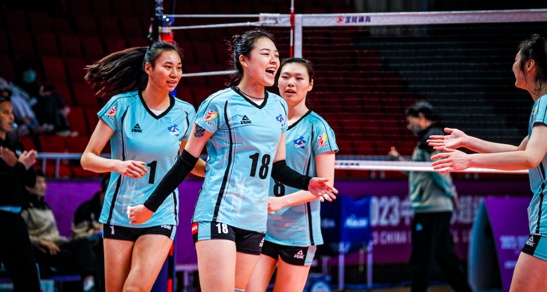 Henan Women's Volleyball Team 3-2 Yunda Dianchi College