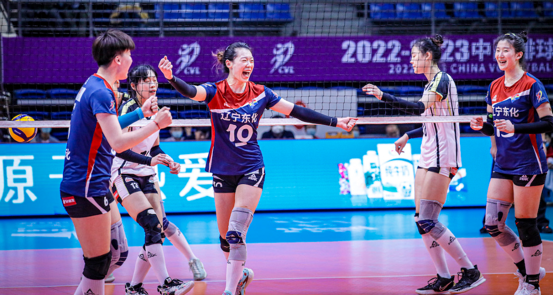 Liaoning Donghua 3-0 Henan women's volleyball team