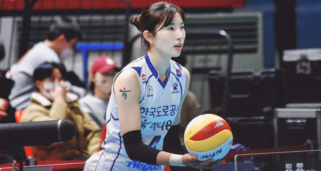 Today is the birthday of player Jeon Sae-yoon