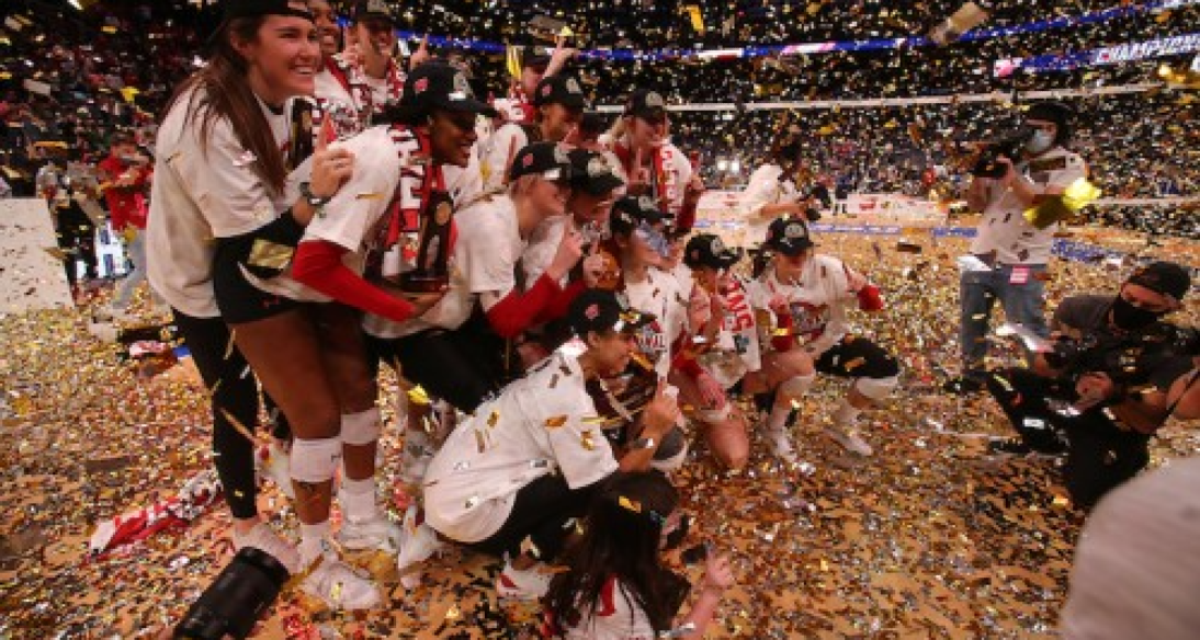 VolleyballWorld Tv also broadcasts the competitions of American universities