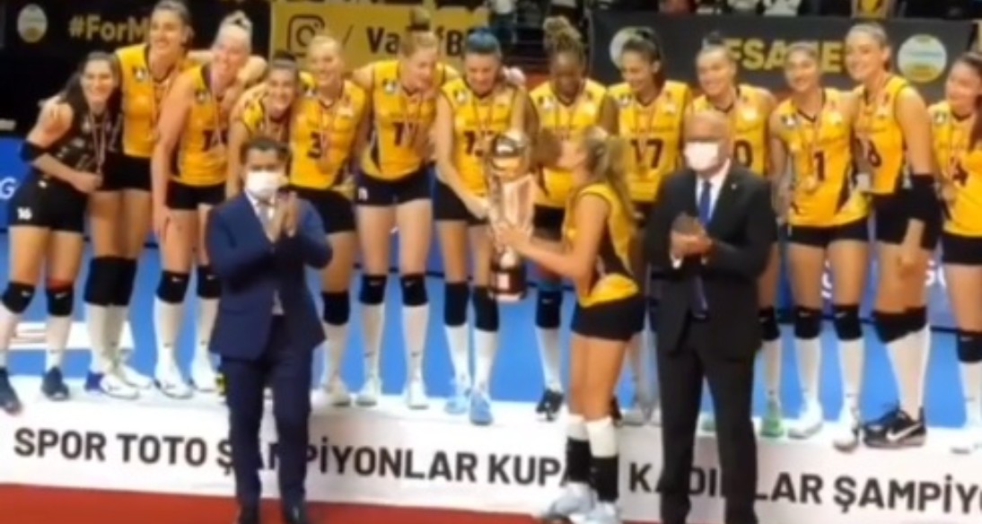 WorldofVolley :: TURKISH SUPER CUP W: VakıfBank on highest podium for 4th time - WorldOfVolley