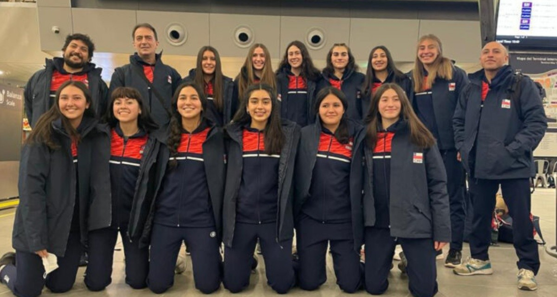 La selección U19 de voleibol comenzó su gira 2022