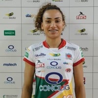 Ana Carolina Oliveira