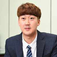 Tae-Hoon Kim