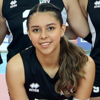 Naomi Balzabal